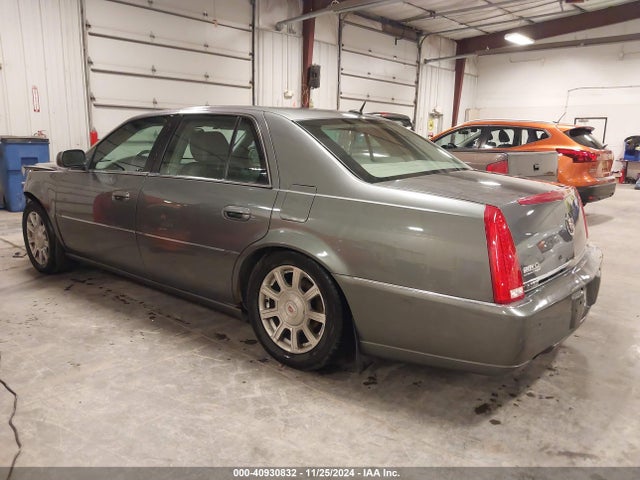 2008 CADILLAC DTS 1G6KD57Y28U174732 Photo 2