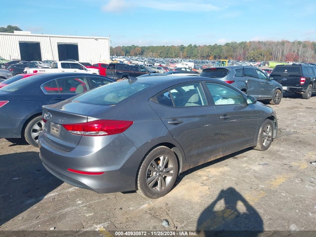 Hyundai Elantra Value Edition 2018 5NPD84LF7JH389290 Image 4