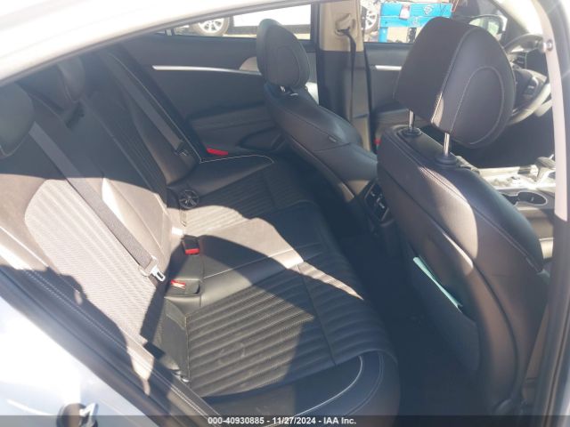 KMTG34TA7NU096194 Genesis G70 2.0t Rwd