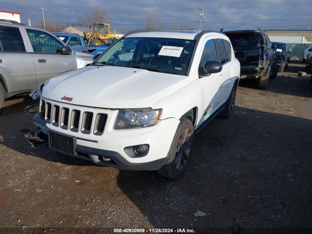 Jeep Compass 75th Anniversary 2016 1C4NJDBB6GD672284 Image 2