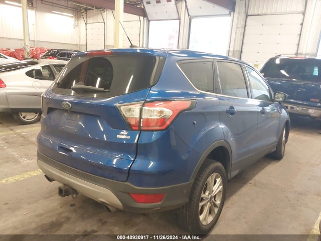 Ford ESCAPE SE 2017 1FMCU9G9XHUA83219 Image 4