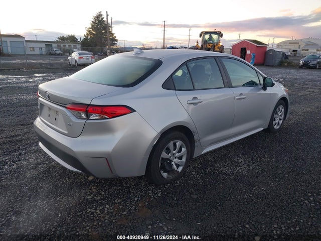 Toyota COROLLA LE 2022 5YFEPMAE0NP275562 Image 4