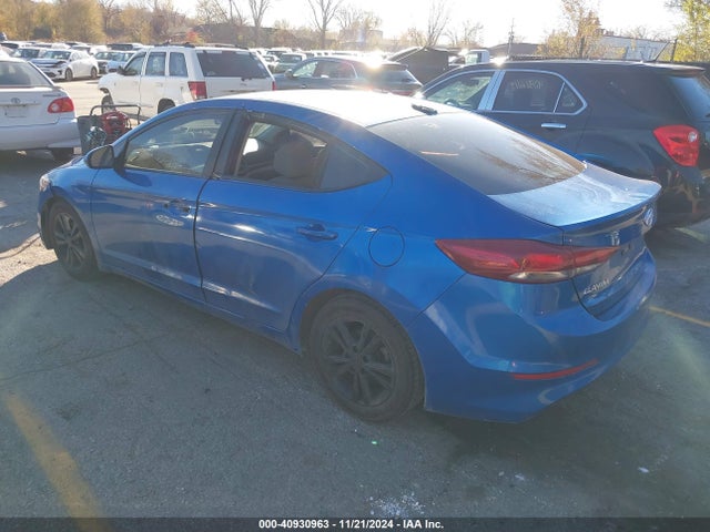5NPD84LF8JH312900 Hyundai ELANTRA SEL