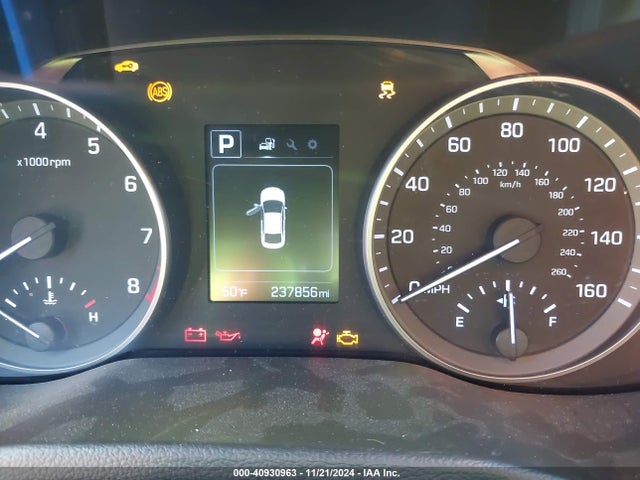 5NPD84LF8JH312900 Hyundai ELANTRA SEL