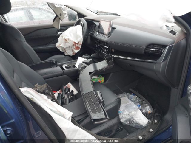 JN8BT3CB4PW485334 Nissan Rogue Sl Intelligent Awd