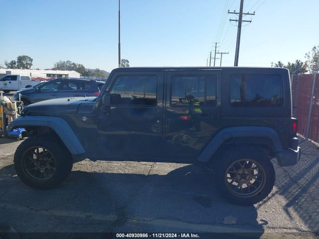 1C4BJWFG0GL133881 Jeep Wrangler Unlimited Rubicon