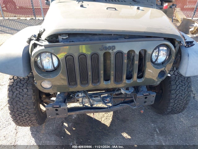 1C4BJWFG0GL133881 Jeep Wrangler Unlimited Rubicon
