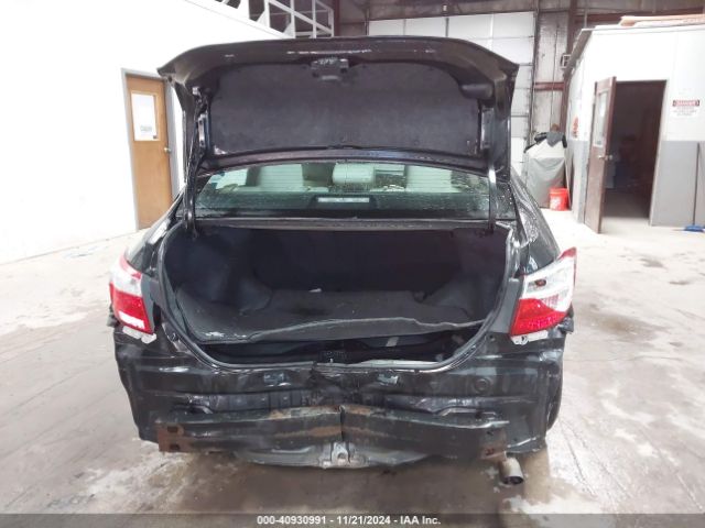 2T1BURHE2GC561141 Toyota COROLLA LE
