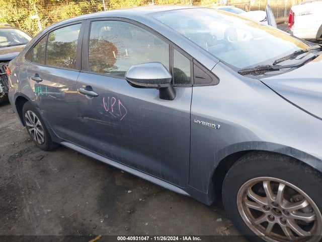 Toyota Corolla Hybrid Le 2021 JTDEAMDE9MJ028086 Image 13