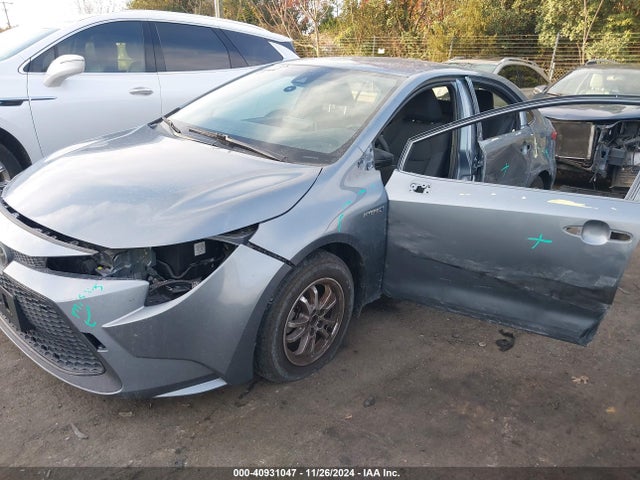 JTDEAMDE9MJ028086 Toyota Corolla Hybrid Le