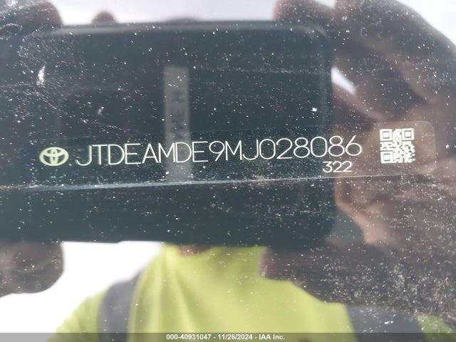 JTDEAMDE9MJ028086 Toyota Corolla Hybrid Le