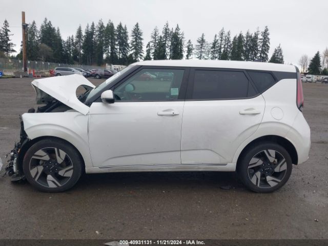 KNDJ53AU9P7840160 KIA Soul Gt-line