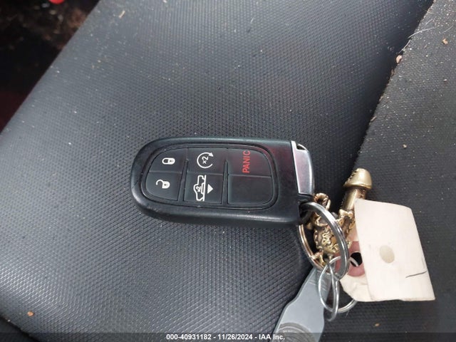 RAM 1500 2018 1C6RR7YT2JS134820 Image 11