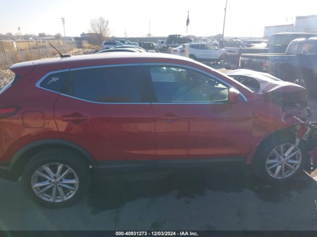 JN1BJ1CR7HW116636 Nissan Rogue Sport S