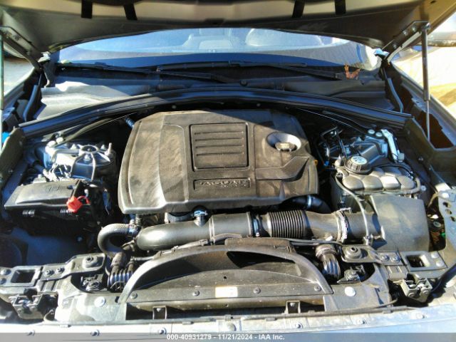 SADCJ2FX6KA360806 Jaguar F-pace 25t Premium