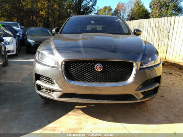 SADCJ2FX6KA360806 Jaguar F-pace 25t Premium