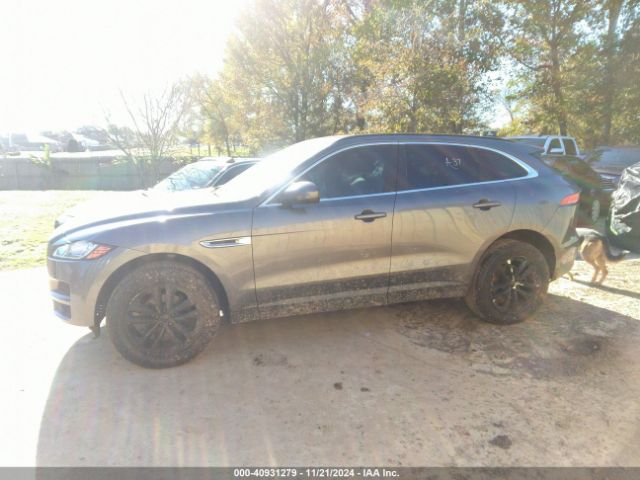 SADCJ2FX6KA360806 Jaguar F-pace 25t Premium