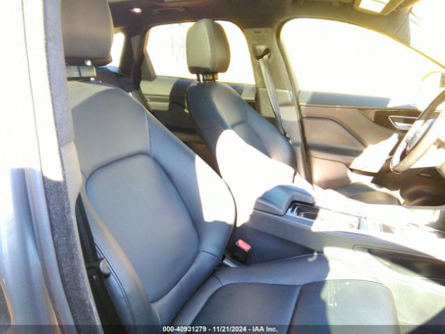 SADCJ2FX6KA360806 Jaguar F-pace 25t Premium