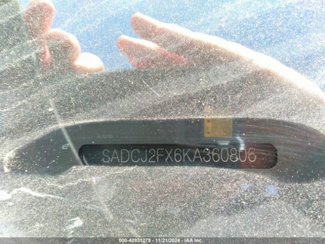 SADCJ2FX6KA360806 Jaguar F-pace 25t Premium