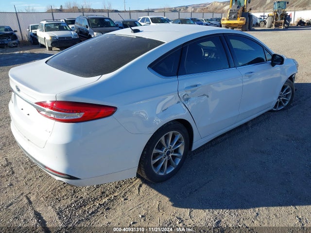 3FA6P0H76HR113539 Ford FUSION SE