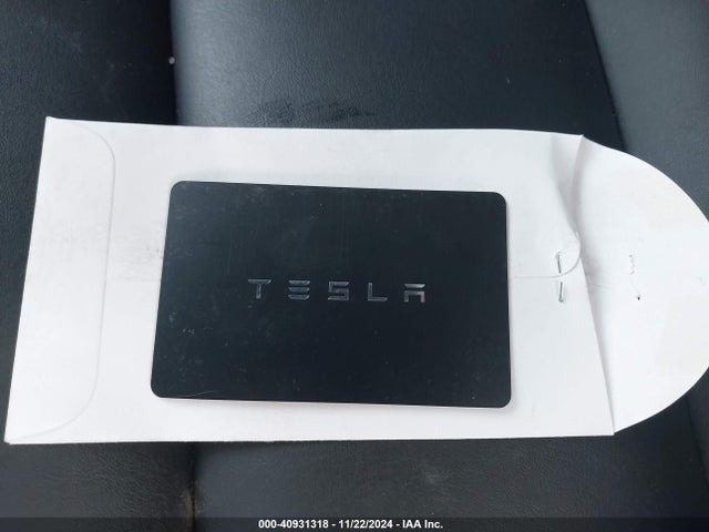 2023 TESLA MODEL Y 7SAYGDEE1PF687725 Photo 10