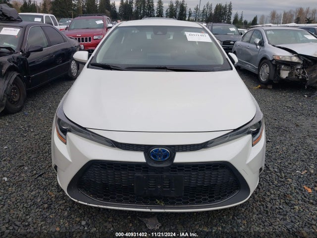 Toyota Corolla Hybrid Le 2021 JTDEAMDE5MJ032944 Image 12