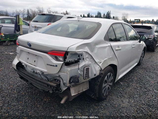 Toyota Corolla Hybrid Le 2021 JTDEAMDE5MJ032944 Image 4