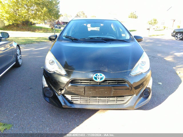 JTDKDTB34F1575873 Toyota Prius C Two