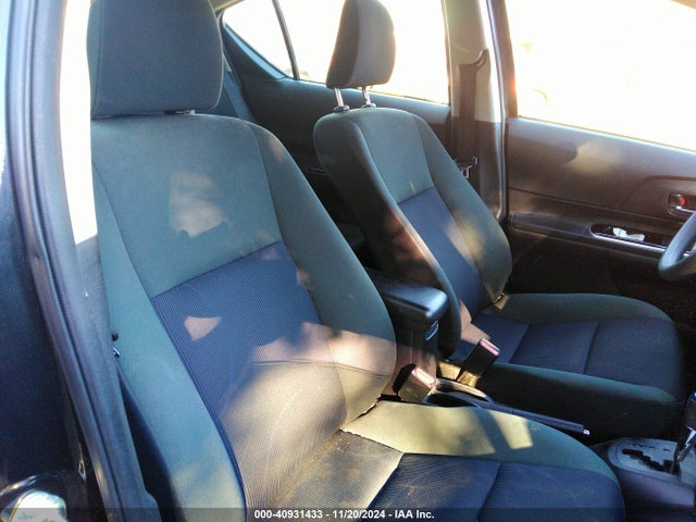 JTDKDTB34F1575873 Toyota Prius C Two