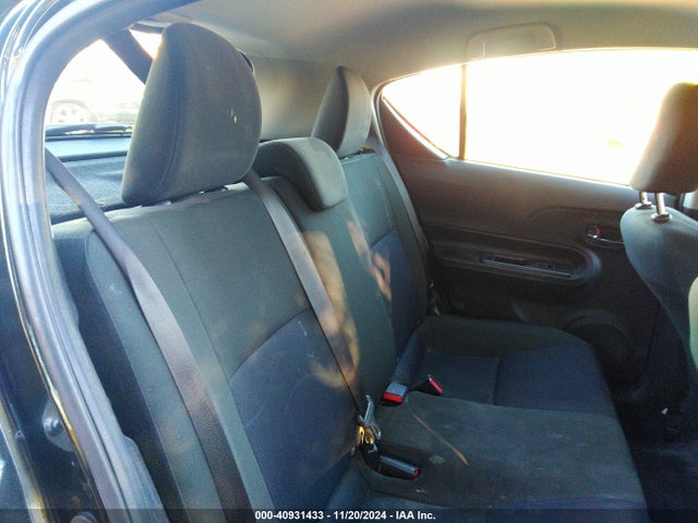 JTDKDTB34F1575873 Toyota Prius C Two