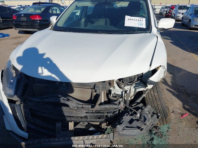 Nissan ROGUE S 2017 KNMAT2MV4HP521870 Image 11