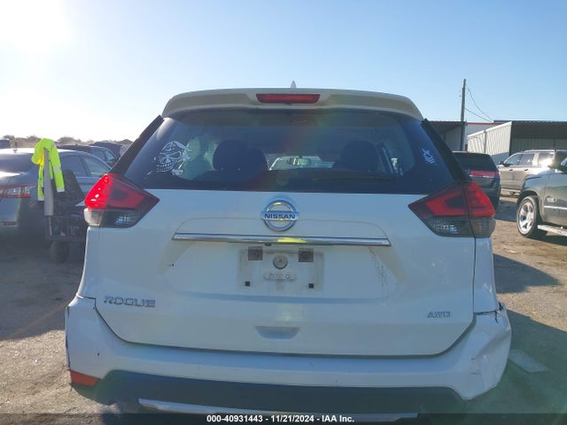 Nissan ROGUE S 2017 KNMAT2MV4HP521870 Image 15