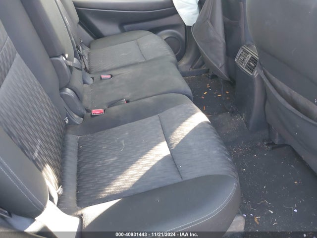 Nissan ROGUE S 2017 KNMAT2MV4HP521870 Image 8