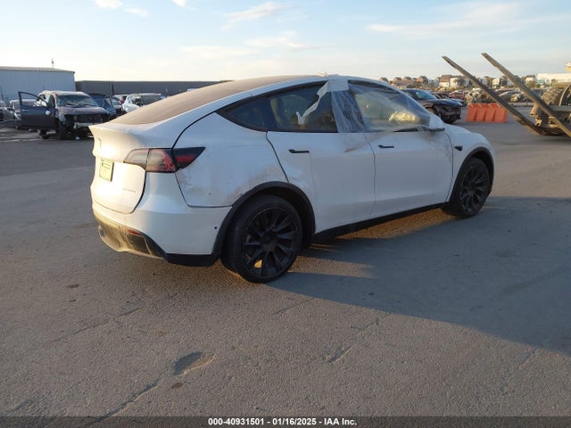 2022 TESLA MODEL Y 7SAYGDEE1NF554234 Photo 3