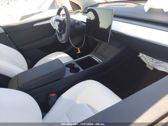 2022 TESLA MODEL Y 7SAYGDEE1NF554234 Photo 4