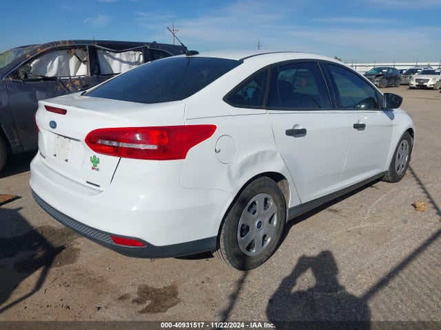 1FADP3E29GL351464 Ford FOCUS S