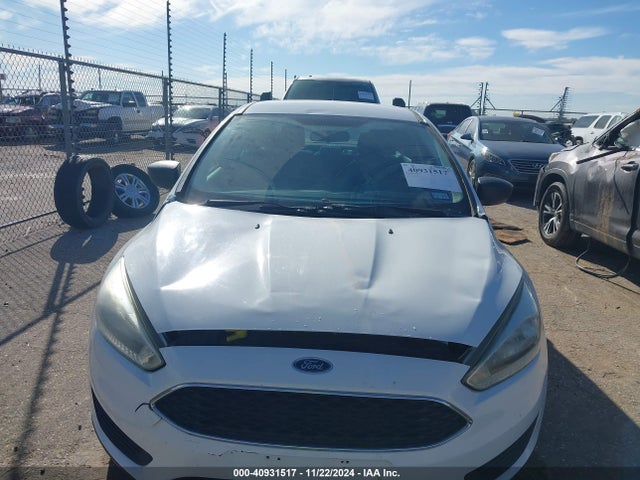 1FADP3E29GL351464 Ford FOCUS S