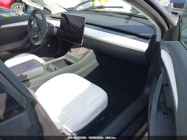2023 TESLA MODEL 3 5YJ3E1EA8PF513630 Photo 4