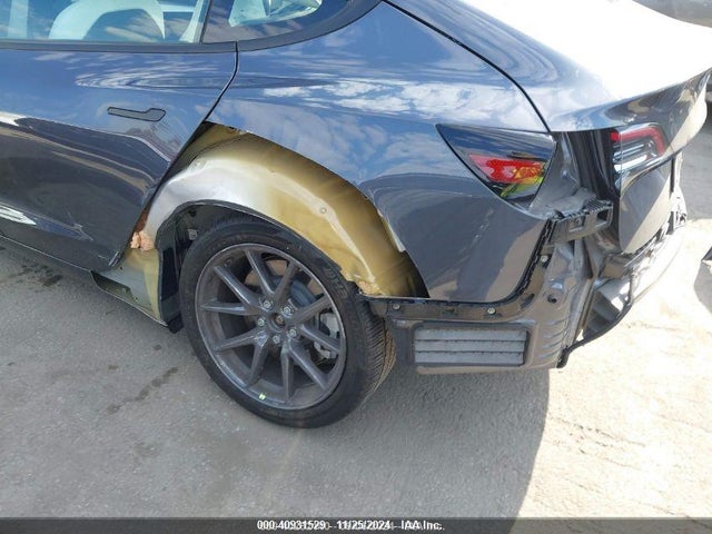 2023 TESLA MODEL 3 5YJ3E1EA8PF513630 Photo 5