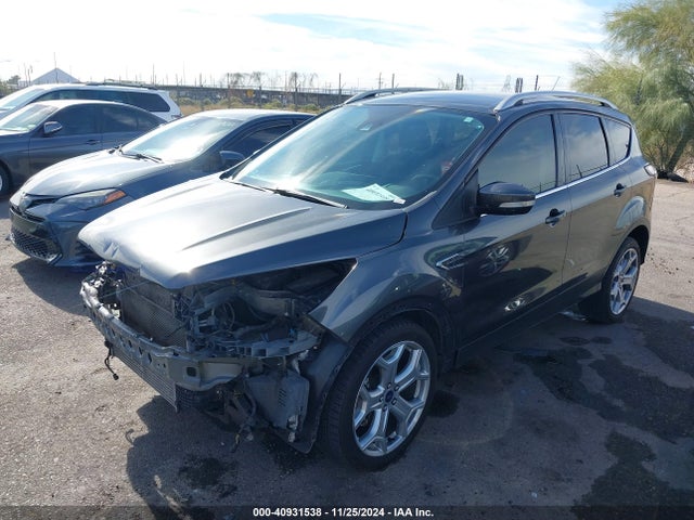 Ford Escape Titanium 2017 1FMCU0J99HUD85315 Image 2