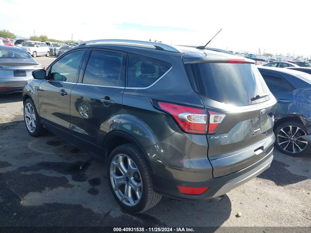 Ford Escape Titanium 2017 1FMCU0J99HUD85315 Image 3