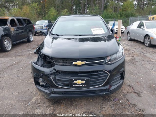 KL7CJKSB1LB323242 Chevrolet Trax Fwd Ls