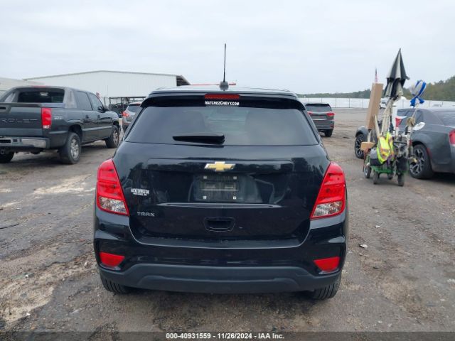 KL7CJKSB1LB323242 Chevrolet Trax Fwd Ls