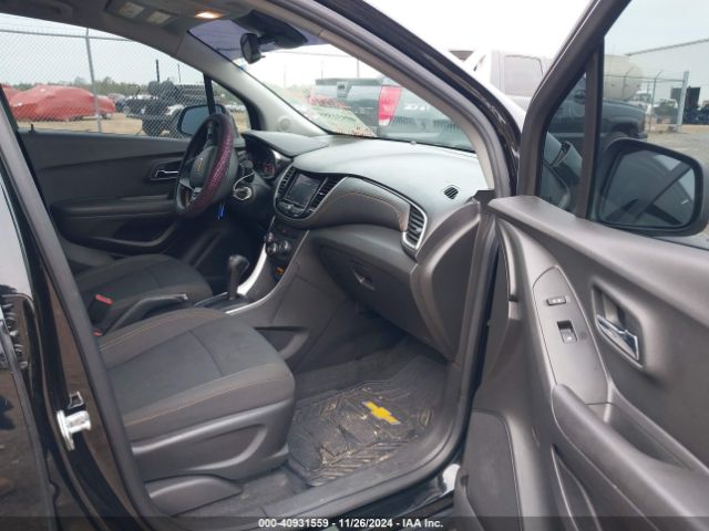 KL7CJKSB1LB323242 Chevrolet Trax Fwd Ls