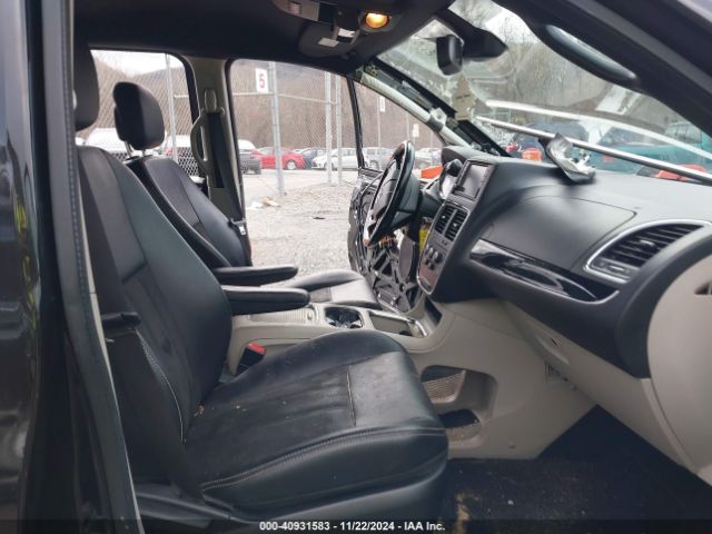 2C4RDGCG5KR712705 Dodge Grand Caravan Sxt