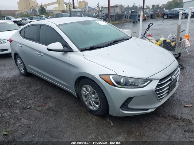 2018 5NPD74LF6JH384200 main image