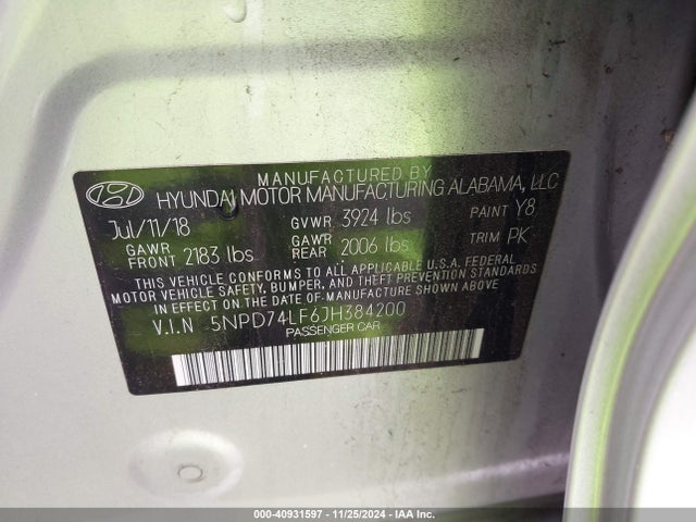 Hyundai ELANTRA SE 2018 5NPD74LF6JH384200 Image 9