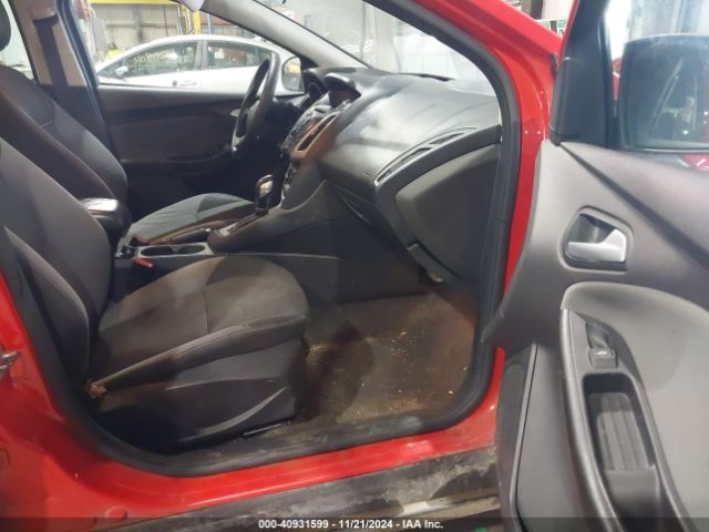 1FADP3K28EL157607 Ford FOCUS SE