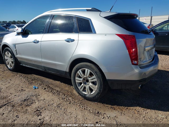 2011 CADILLAC SRX 3GYFNAEY6BS609986 Photo 2