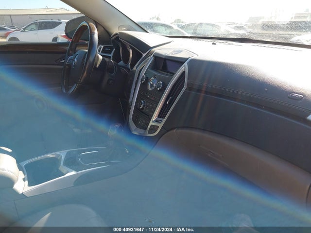 2011 CADILLAC SRX 3GYFNAEY6BS609986 Photo 4